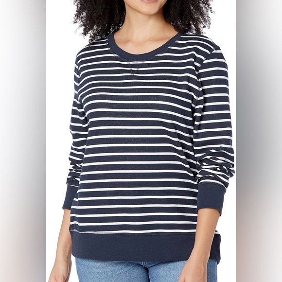 Amazon Essentials Women's Long Sleeve Striped Top - Navy and White - Picture 2 of 8